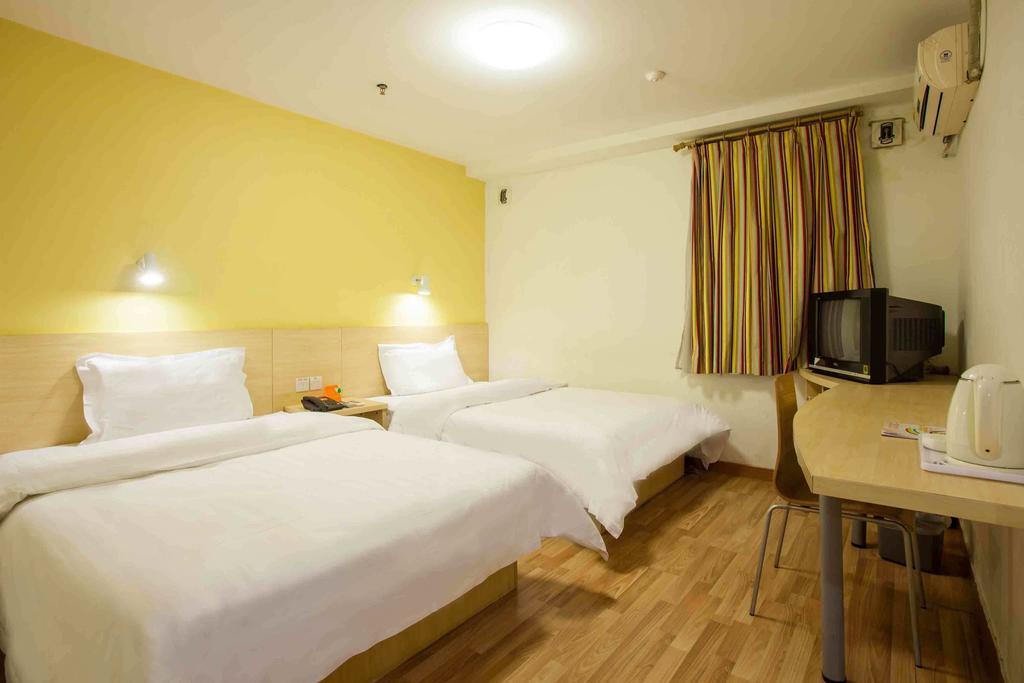 7Days Inn Wuhan Jiefang Park Branch Phòng bức ảnh