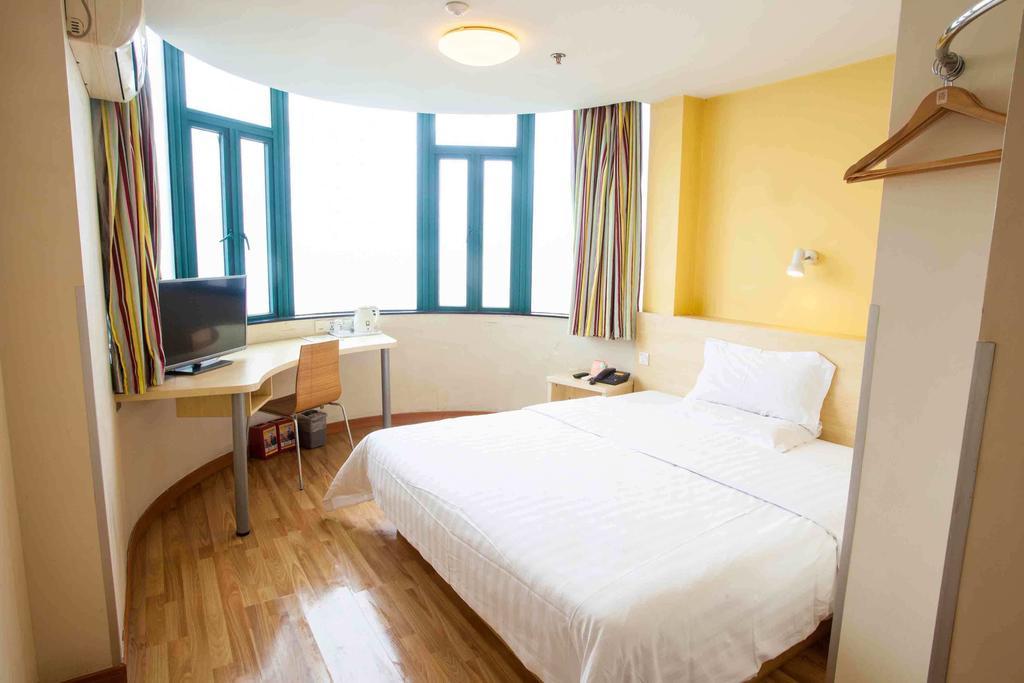 7Days Inn Wuhan Jiefang Park Branch Ngoại thất bức ảnh